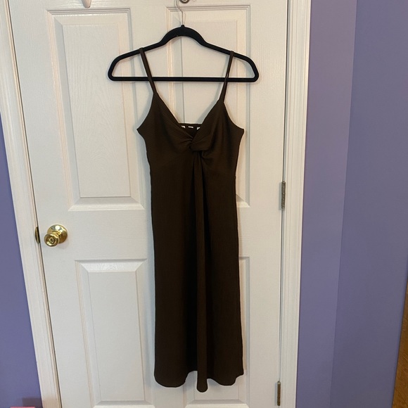NWOT brown midi dress - Picture 2 of 3
